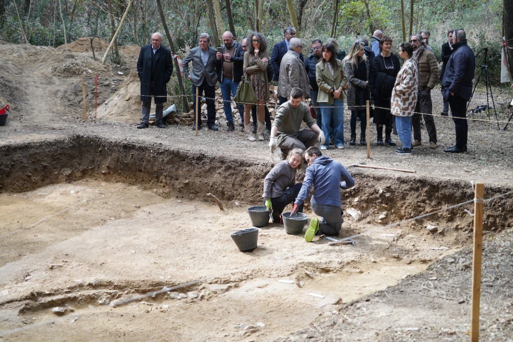 Archeologia / Bibione (Venezia), al via i nuovi scavi archeologici sul sito della villa romana di Mutteron dei Frati