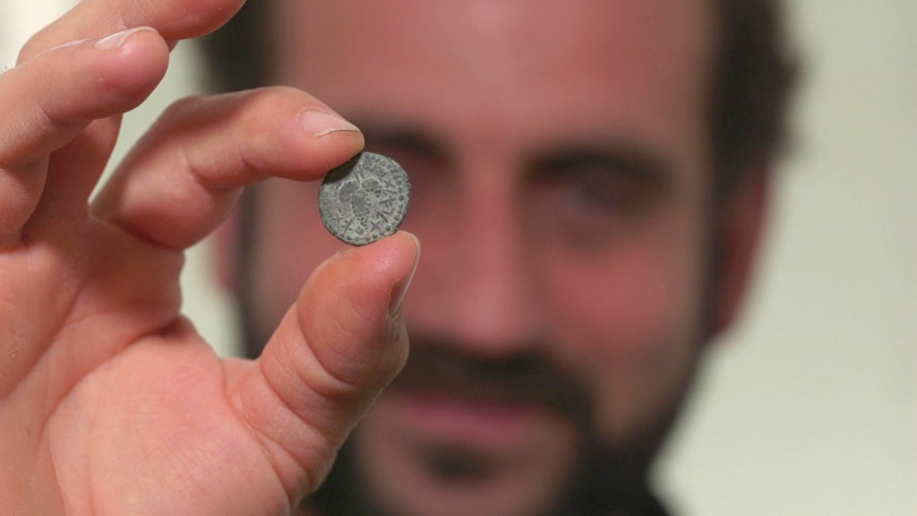 Rare coin from the time of the Bar Kokhba Revolt discovered in the Judean Desert