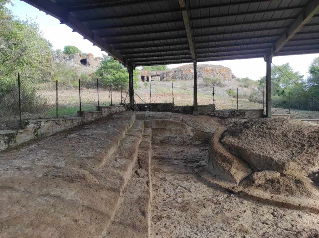 Area archeologica di Grotta Porcina, riprendono i lavori nella necropoli rupestre di Vetralla